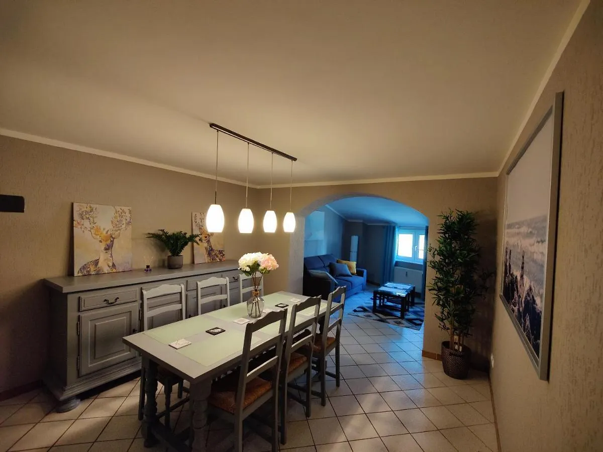 3 Bedroom Apartment In The Center Of 拉罗谢特